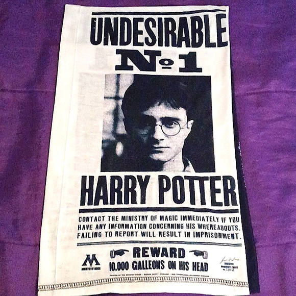 NWOT Harry Potter Face/Neck covering- Undesirable #1 Wanted Poster - Picture 2 of 7